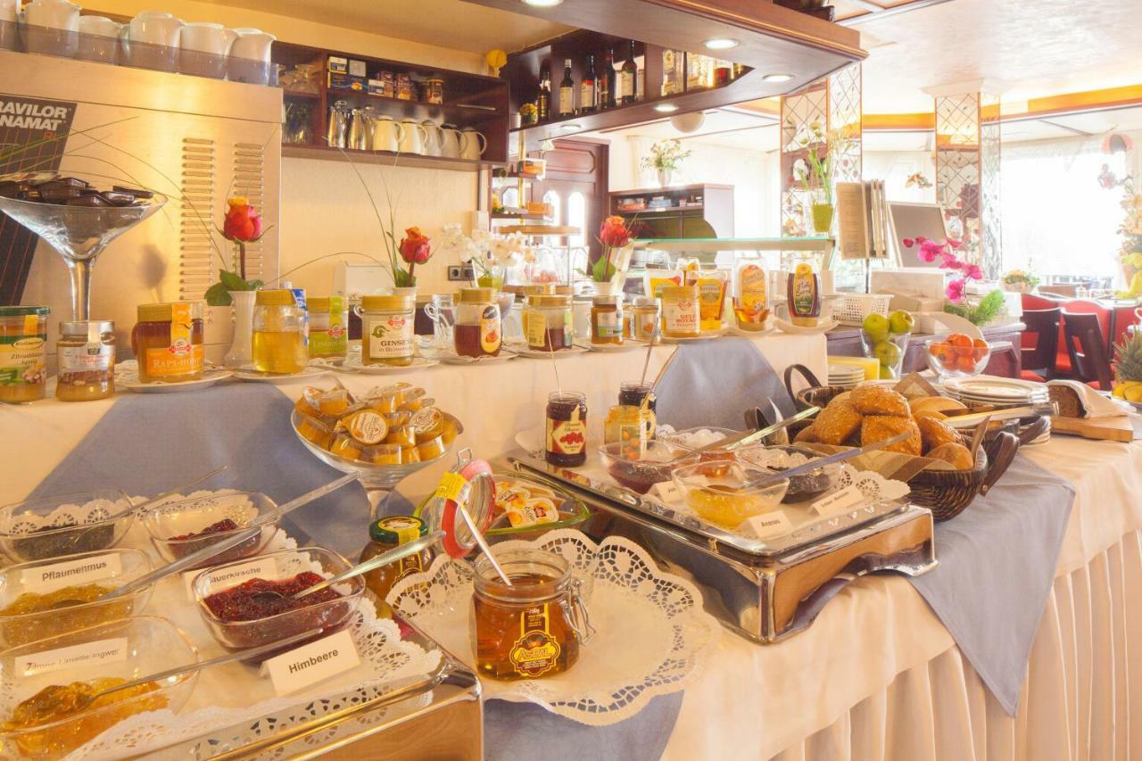 Themen Hotel Terrassen Cafe باد موندر ام ديسته المظهر الخارجي الصورة