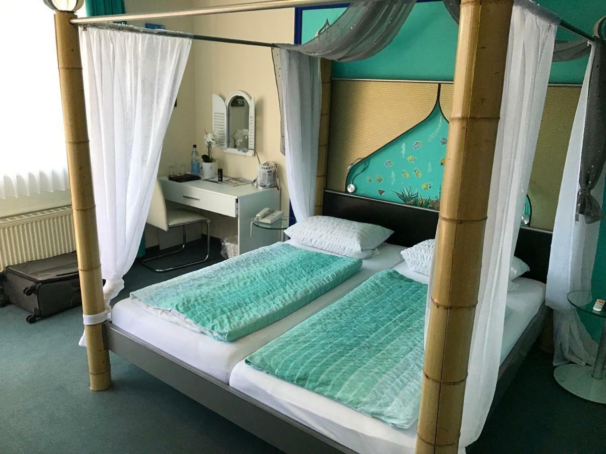 Themen Hotel Terrassen Cafe باد موندر ام ديسته المظهر الخارجي الصورة